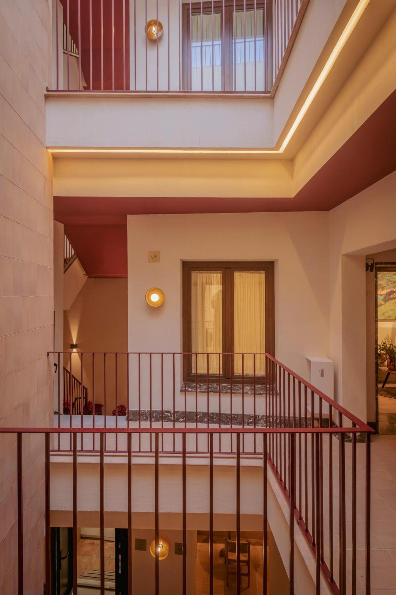 Lirium Casa Patio Hotel Sevilla Bagian luar foto